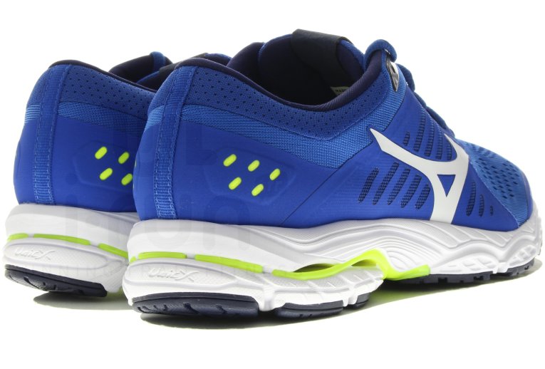Mizuno Wave Stream