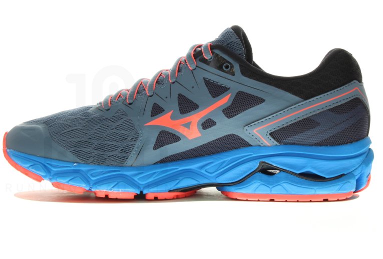 Mizuno Wave Ultima 10