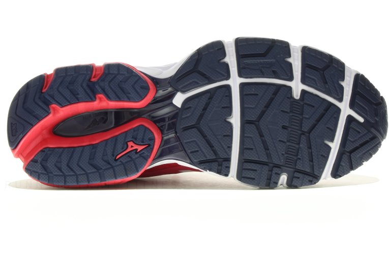 Mizuno Wave Ultima 10