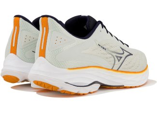 Mizuno Wave Ultima 16