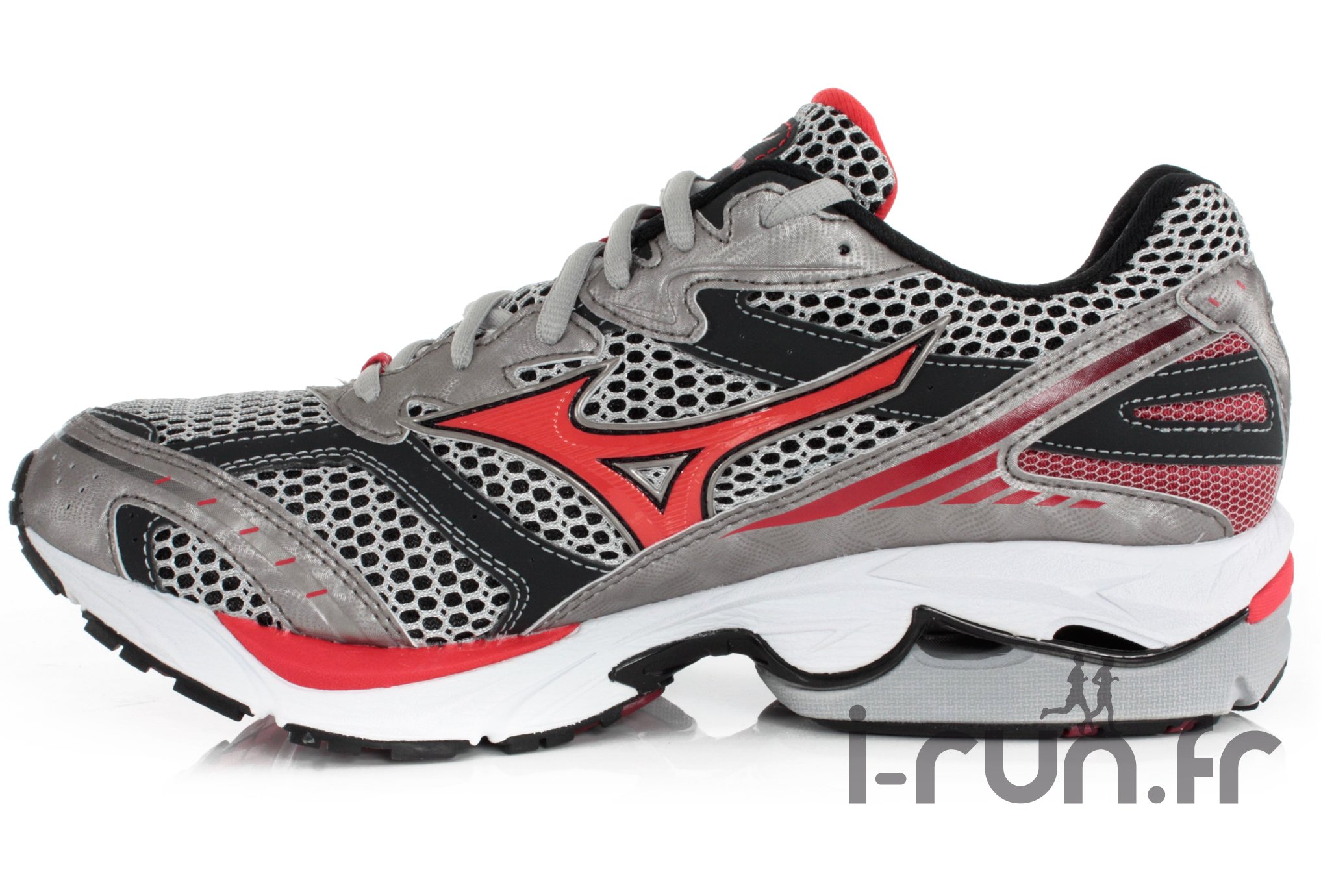 mizuno wave ultima 3