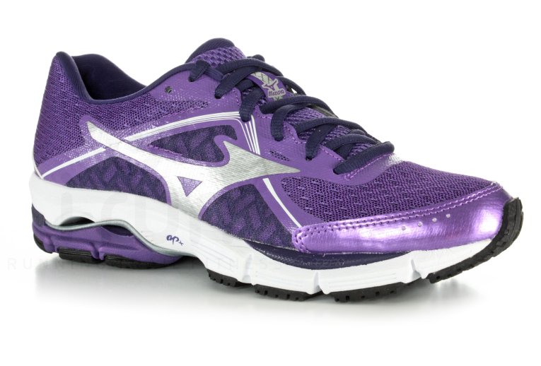 Mizuno Wave Ultima 6