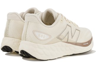 New Balance Fresh Foam 680 V8