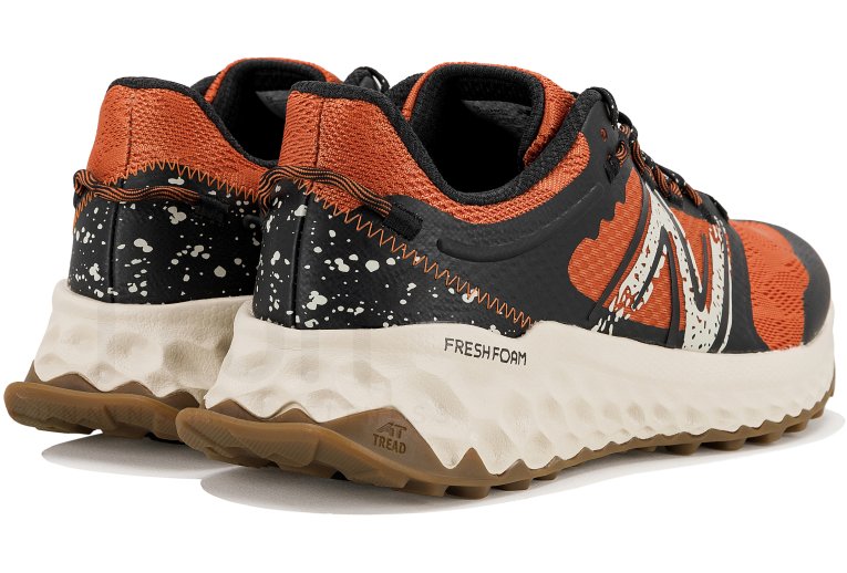 New Balance Fresh Foam Garo�