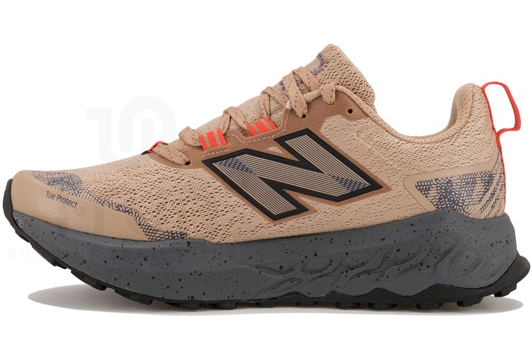 New Balance Fresh Foam Garo V2