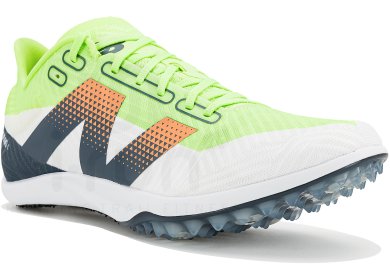 New Balance FuelCell MD500 V9