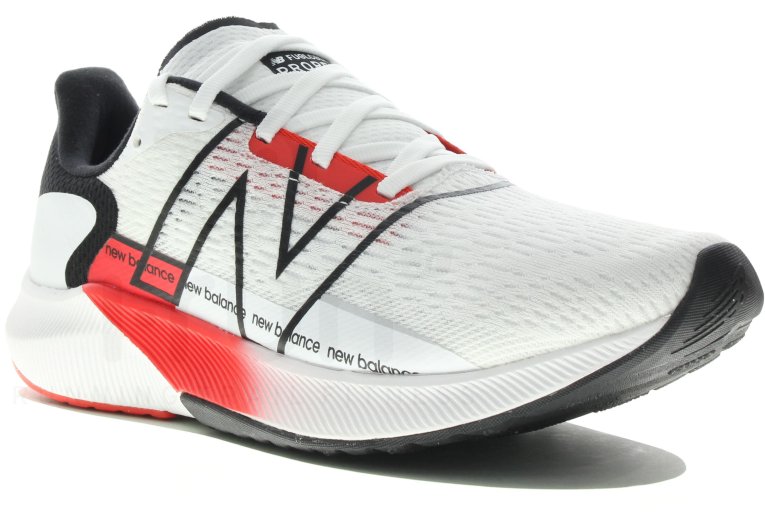 New Balance FuelCell Propel V2
