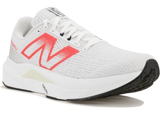 New Balance FuelCell Propel V5