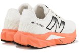 New Balance FuelCell Propel V5