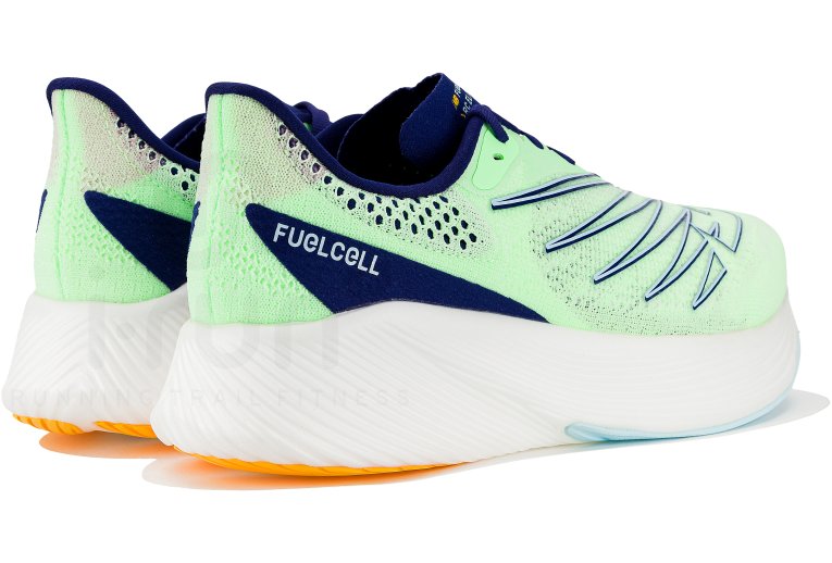 New Balance FuelCell RC Elite v2 Herren