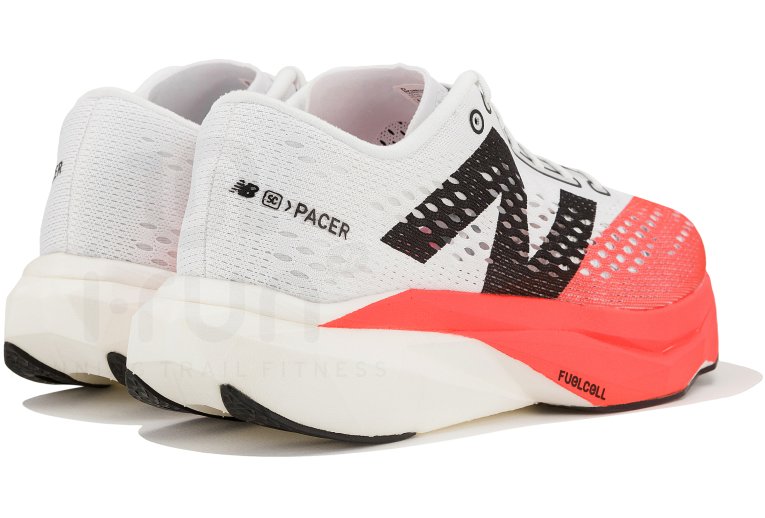 New Balance FuelCell SuperComp Pacer V2