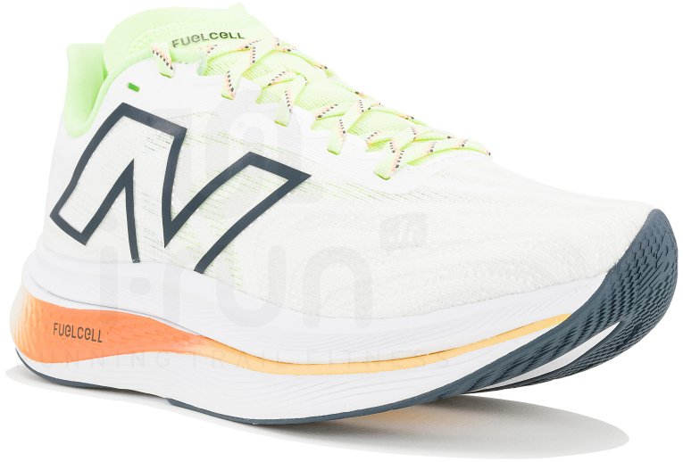 New Balance FuelCell SuperComp Trainer v2 W
