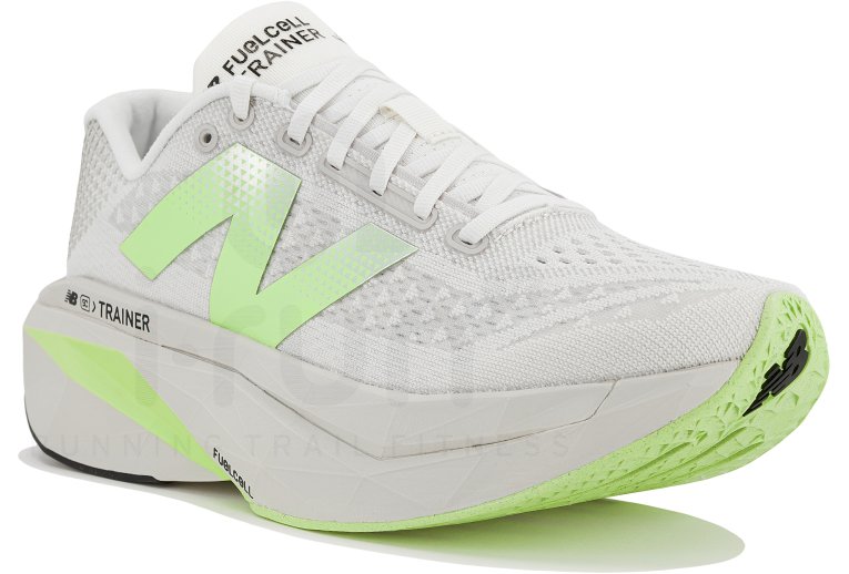 New Balance FuelCell SuperComp Trainer V3