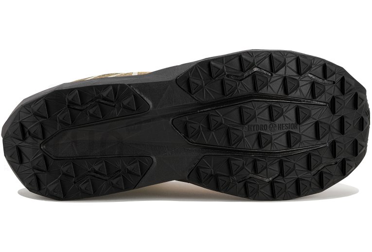 New Balance FuelCell Venym