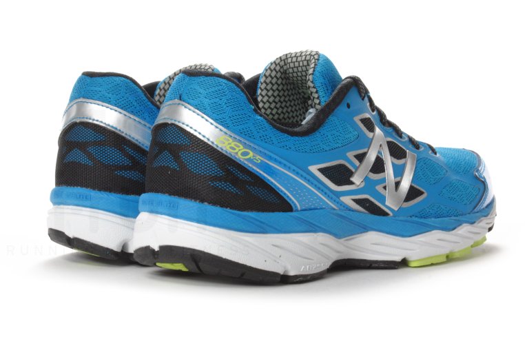 New Balance 880 V5 - B
