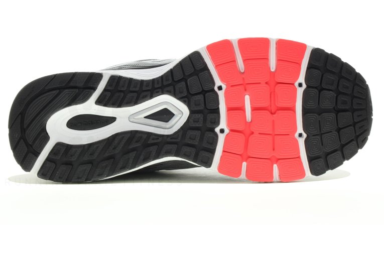 New Balance Solvi v2