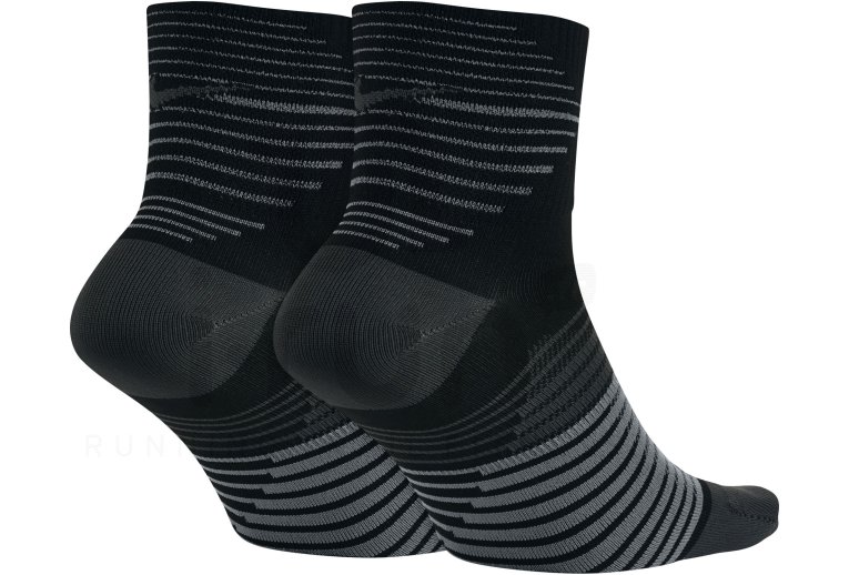 Nike 2 pares Dri-Fit Lightweight