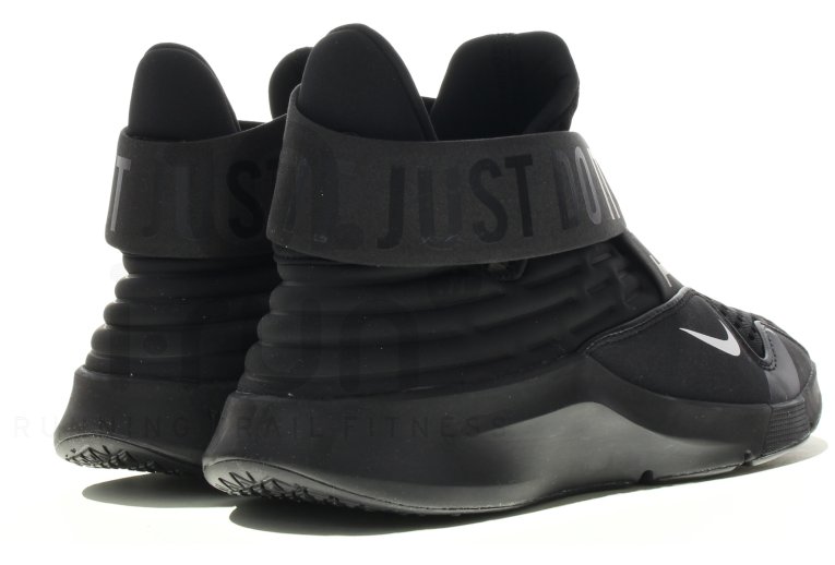 Nike Air Zoom Elevate 2