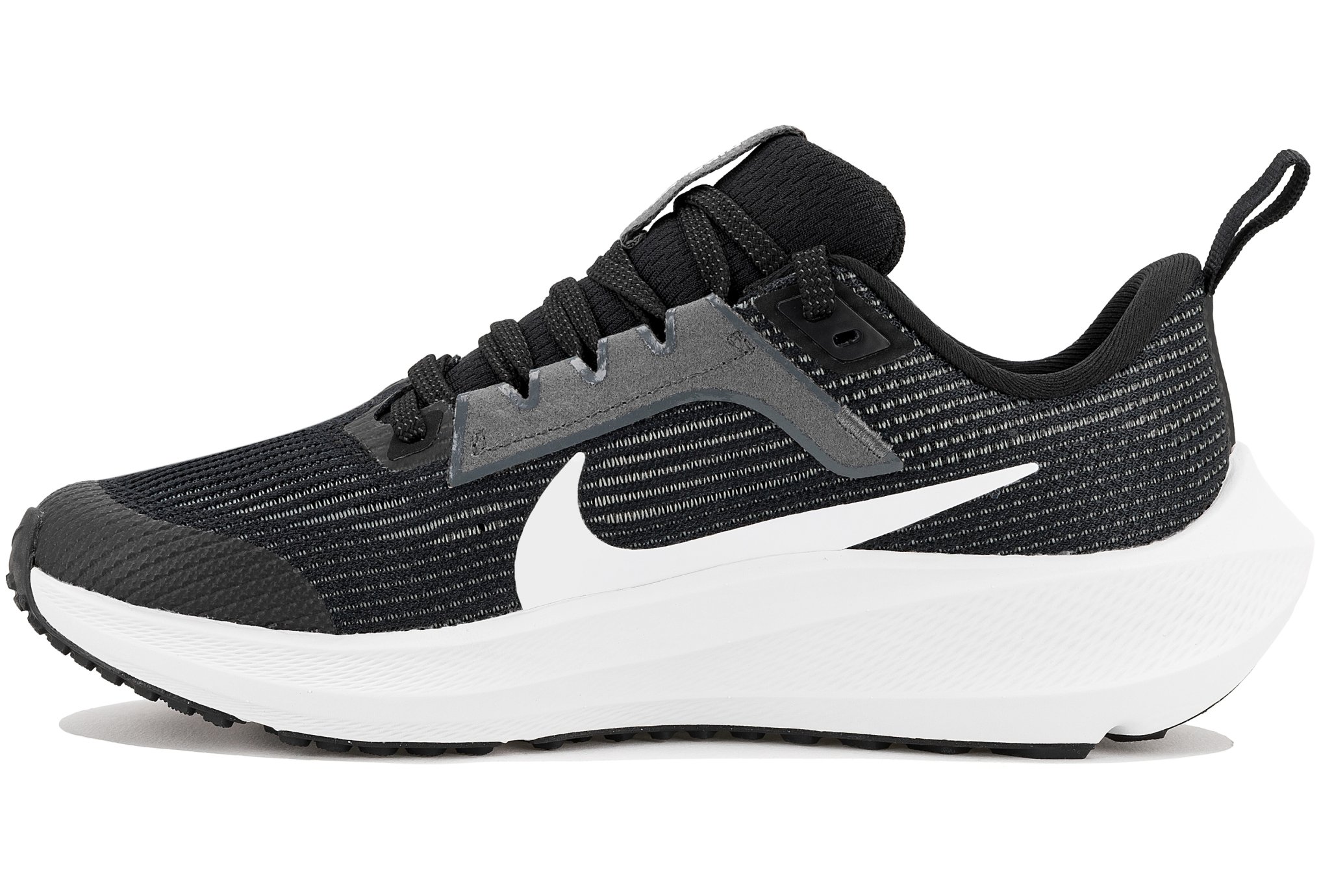 nike pegasus junior