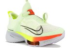 Nike Air Zoom Tempo Next% FlyEase Herren