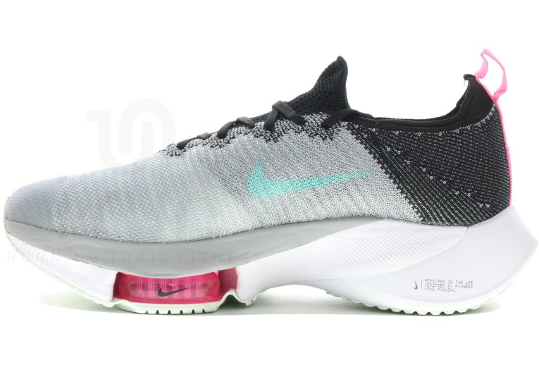 Nike zapatilla Air Zoom Tempo Next%