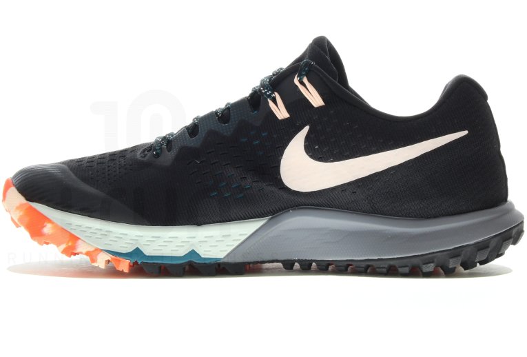 Nike Air Zoom Terra Kiger 4