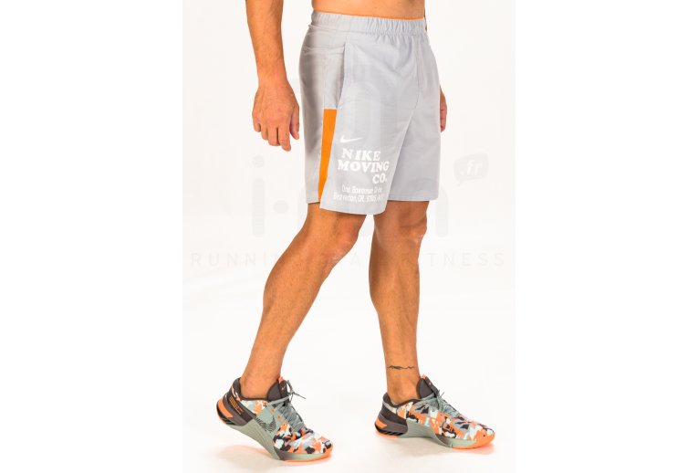 Nike Challenger Moving M