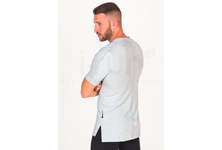 Nike camiseta manga corta Dri-Fit Yoga