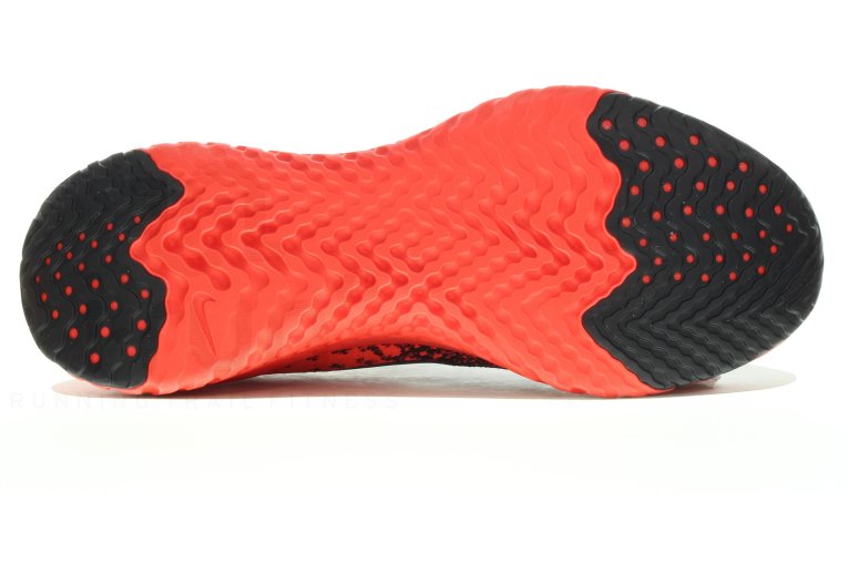 Nike Epic React Flyknit 2