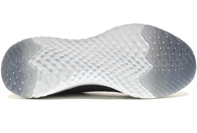 Nike Epic React Flyknit