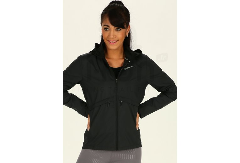 Nike Chaqueta Essential