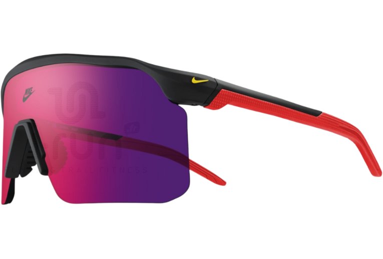 Nike Expedition Shield