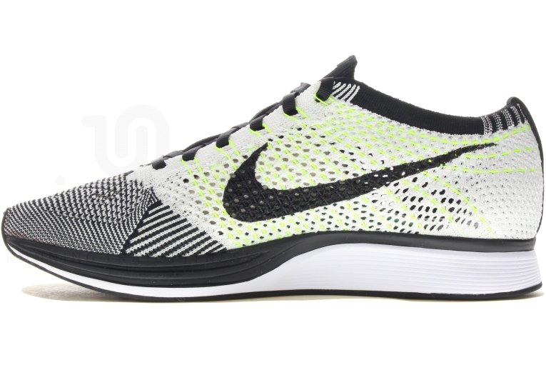 Nike Flyknit Racer