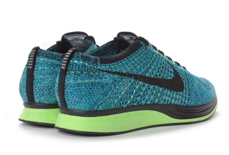 Nike Flyknit Racer