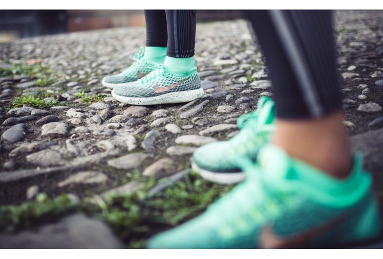 Nike LunarEpic Flyknit Shield Damen