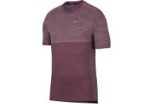 Nike Medalist M