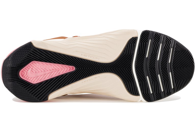 Nike Metcon 8 FlyEase Damen