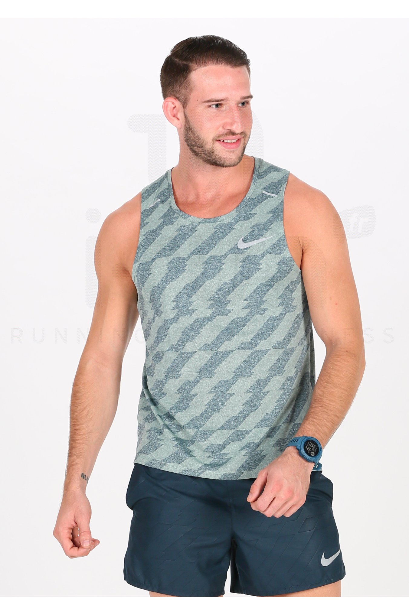 nike future fast miler