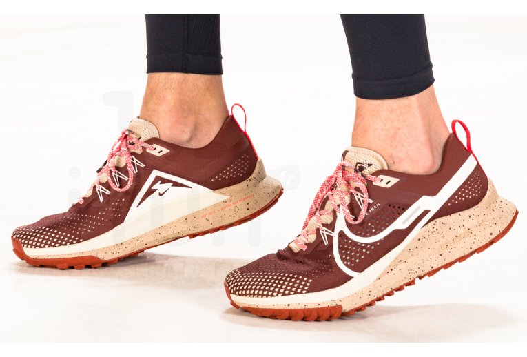 Nike Pegasus Trail 4