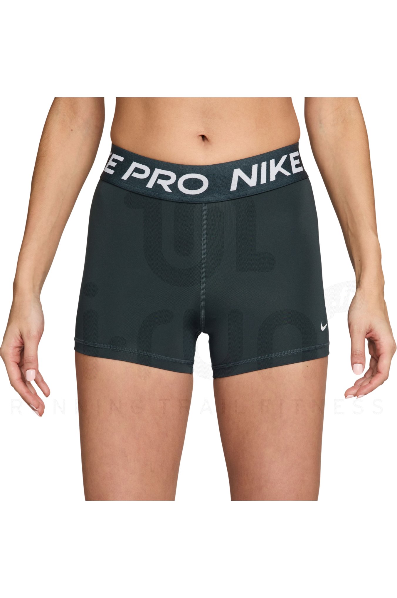 Nike Pro 365