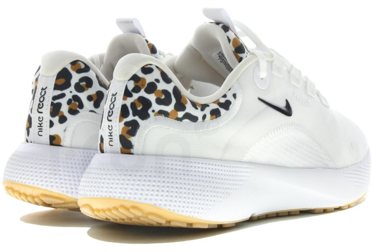 Nike React Escape Run