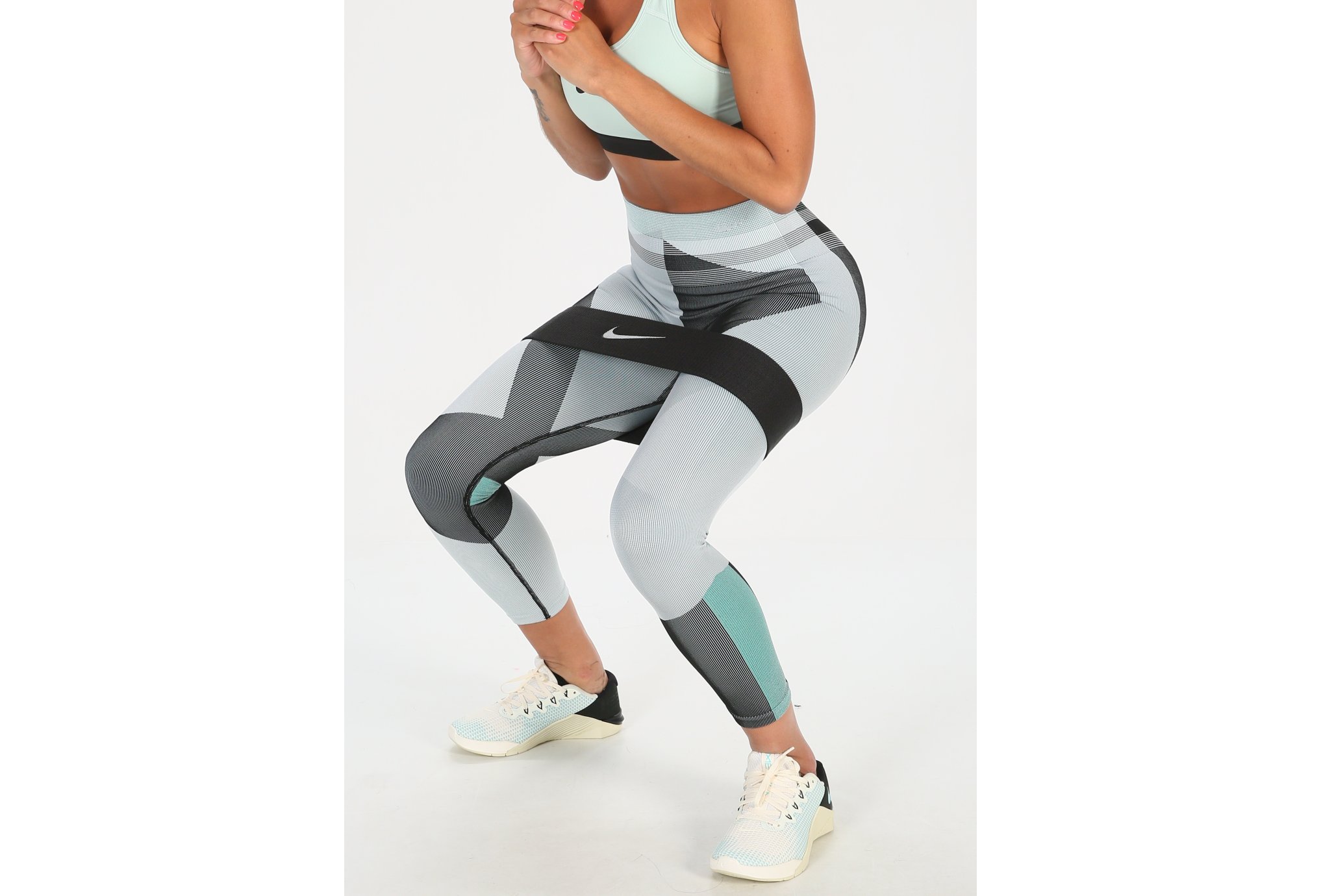 nike resistance loop