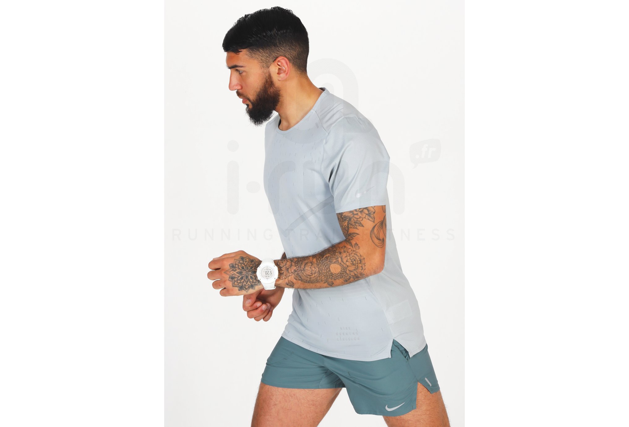 Nike Run Division Rise 365 Herren im Angebot | Herren Bekleidung T-Shirts Nike