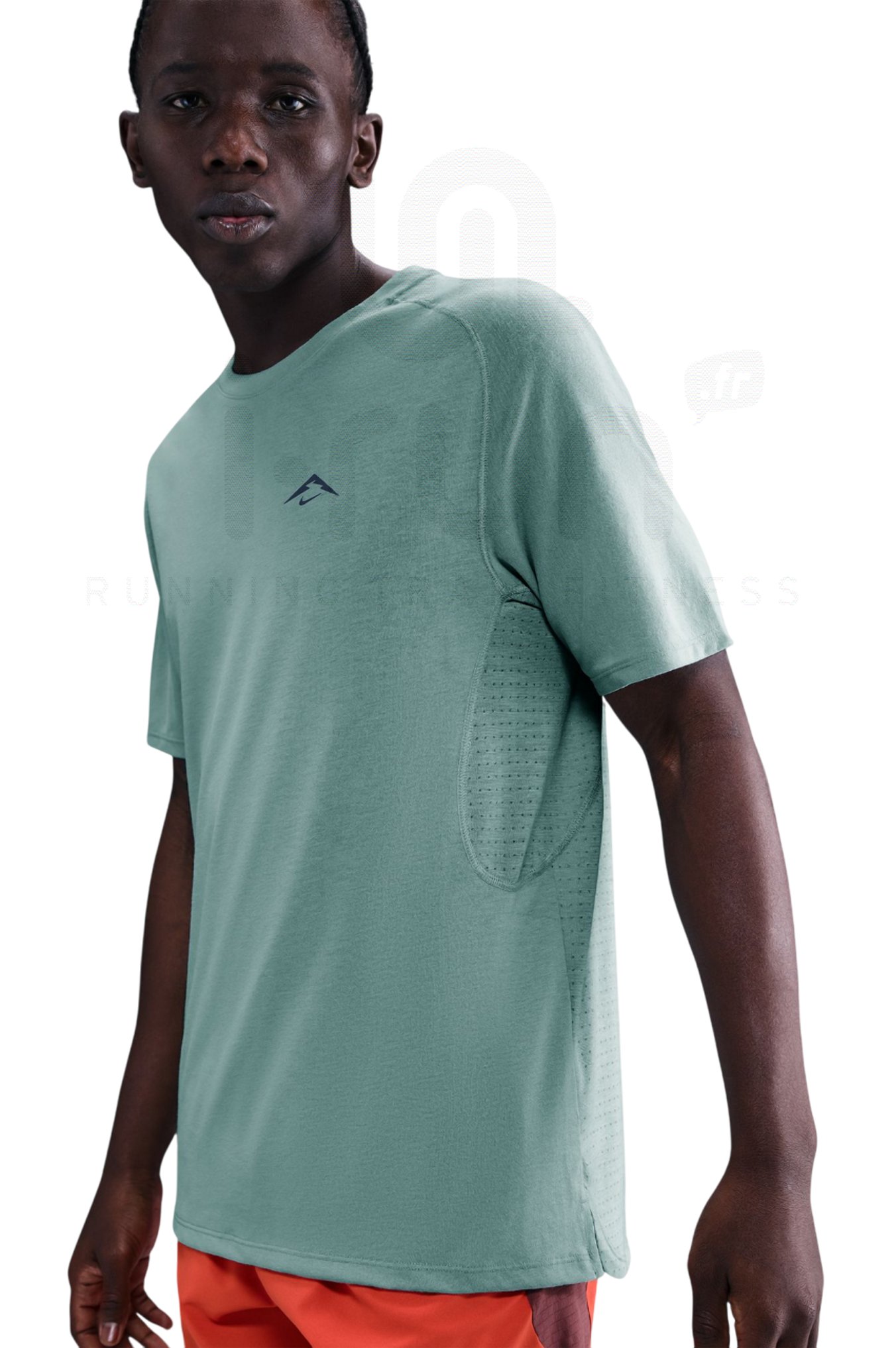 Nike Solar Chase