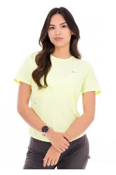 Nike Swift