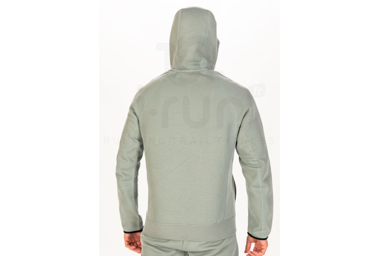 Nike Tech Fleece