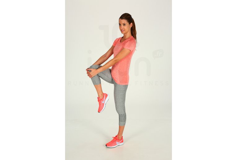 Nike Camiseta Dri-Fit Knit