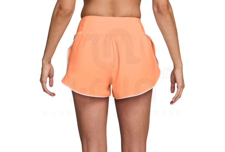 Nike Tempo Flow Swoosh