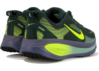 Nike Vomero 18