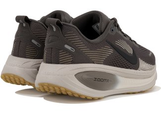 Nike Vomero 18